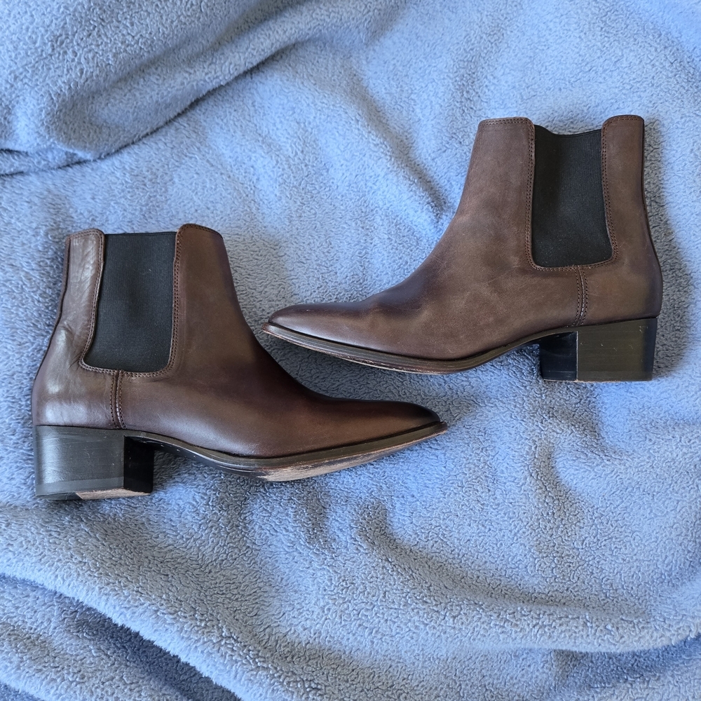 Frye Sacha Chelsea Boot Dark Brown Leather Pointed Toe Ankle Boots 7.5